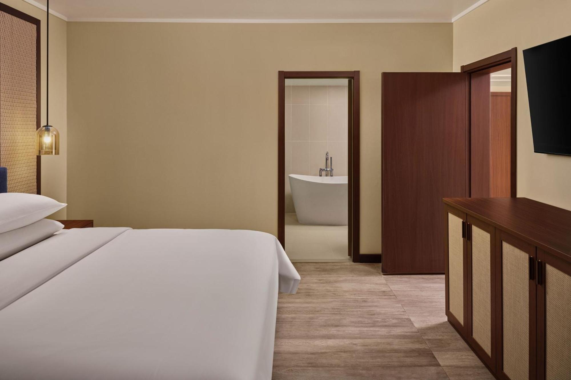 Sheraton Samoa Beach Resort Mulifanua Extérieur photo