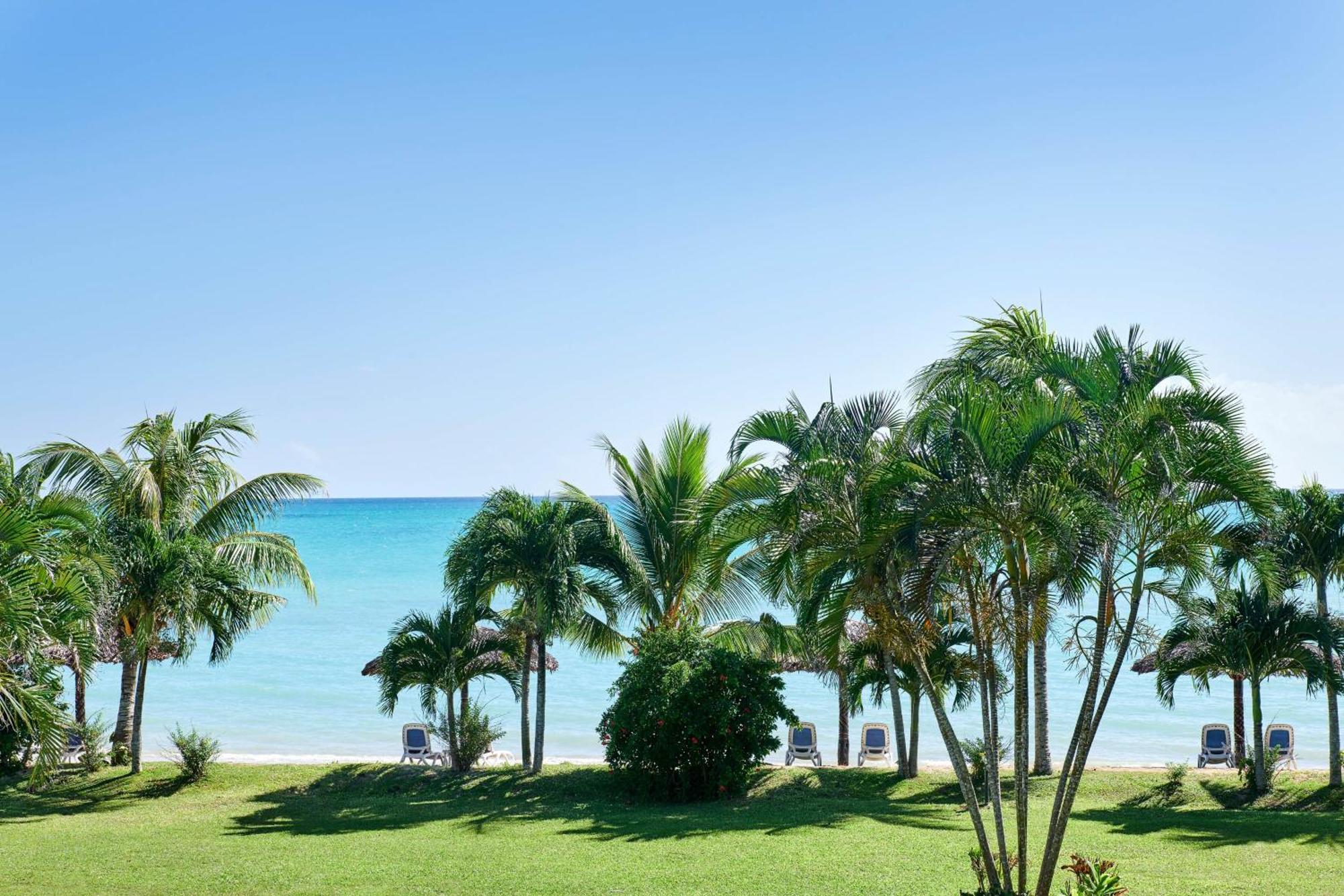 Sheraton Samoa Beach Resort Mulifanua Extérieur photo